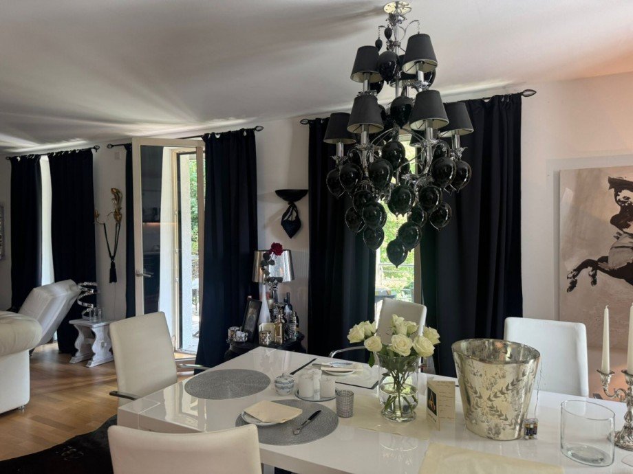 Wohn-Esszimmer Etagenwohnung Aachen / Laurensberg