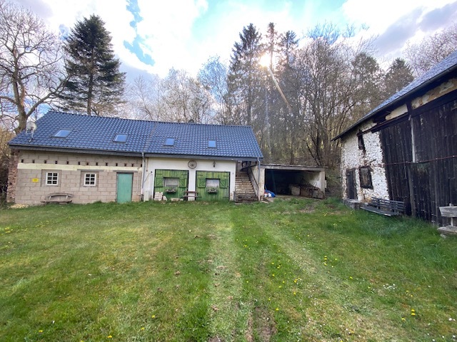 Au�en Ansicht Hellenthal Zweifamilienhaus ***Ein-/Zweifamilienhaus mit Nebengeb�ude und gro�em Grundst�ck