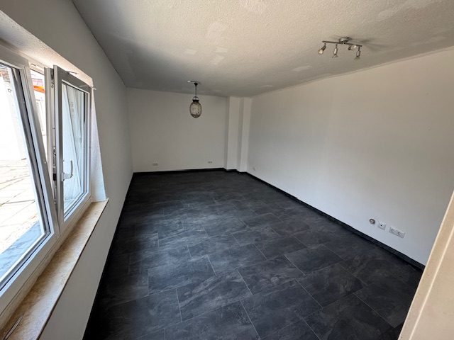NH- Wohnzimmer Zweifamilienhaus D�ren