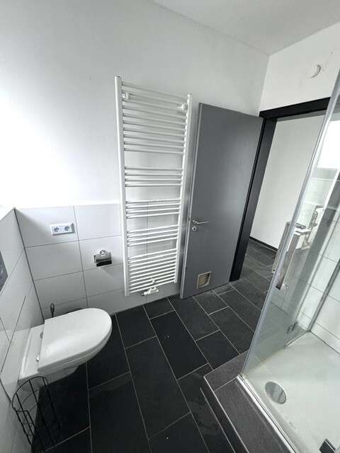 Badezimmer (2) - Kopie Etagenwohnung Baesweiler