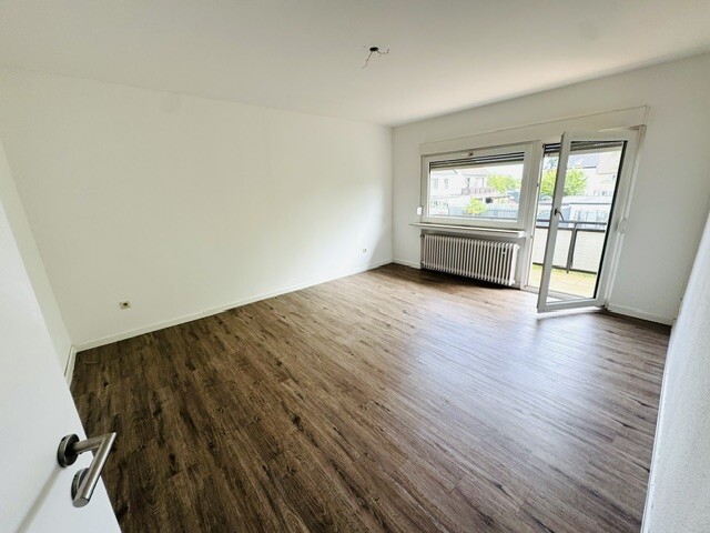 1.OG - Elternschlafzimmer mit Balkon Reihenhaus Niederkassel / Rheidt