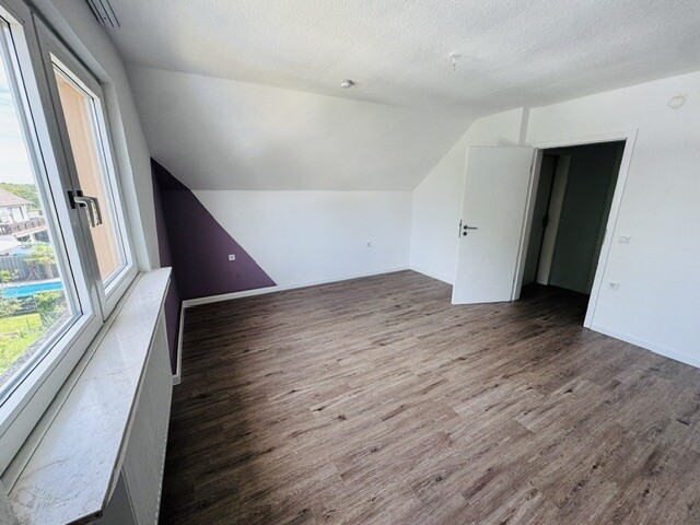 DG- Schlafzimmer Reihenhaus Niederkassel / Rheidt
