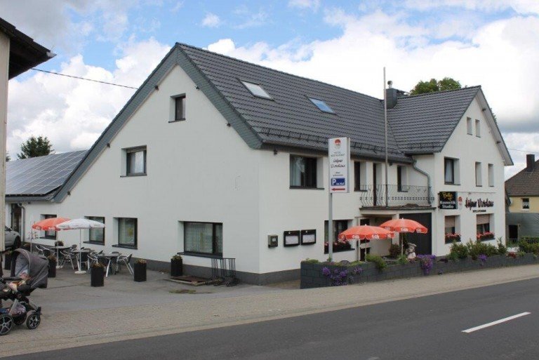 IMG_4327 Monschau / H�fen Hotels Hotel- und Gastronomiebetrieb mit Veranstaltungssaal, Lagerhalle und Betreiberwohnung zur Verpachtung