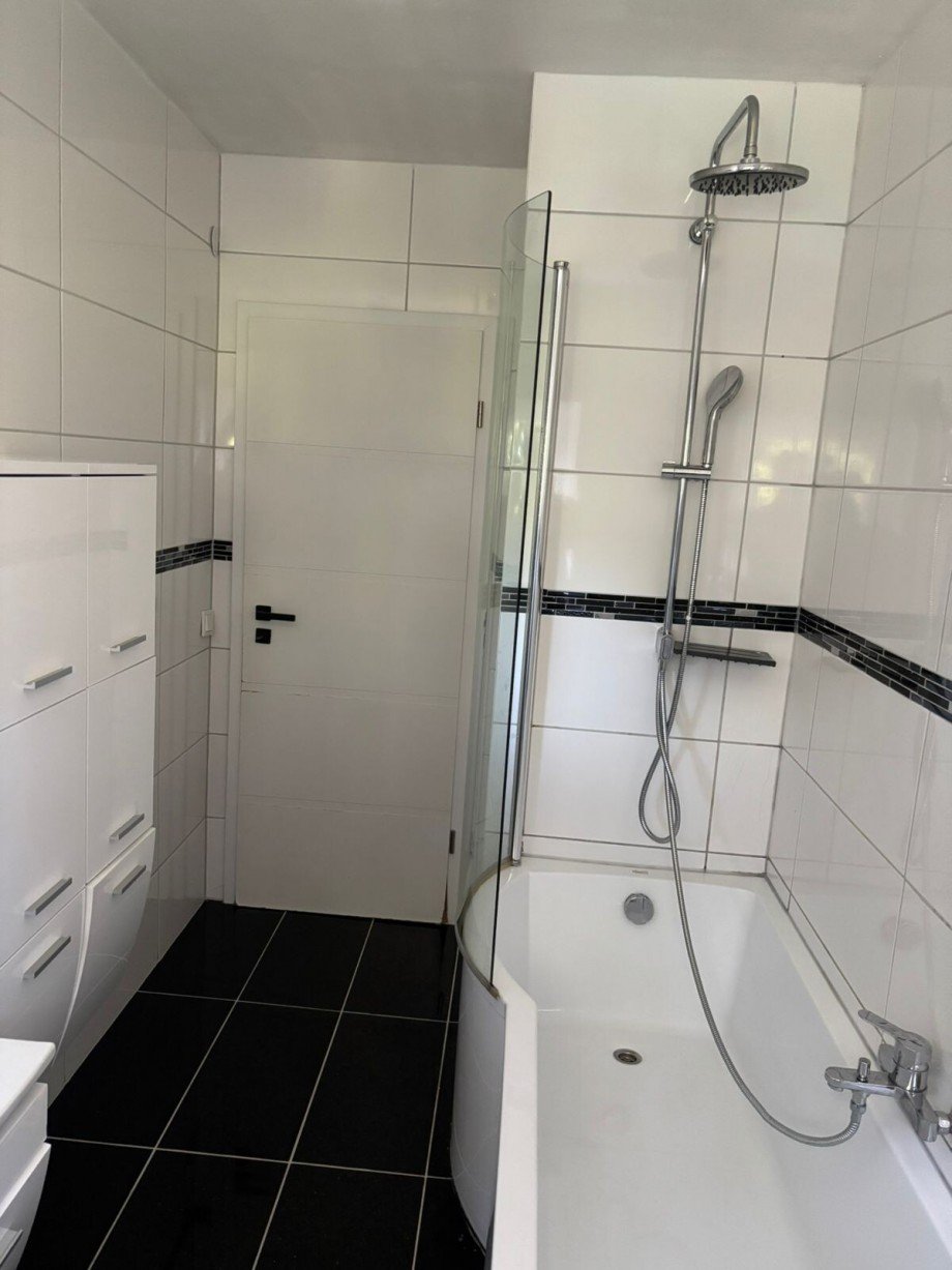 Badezimmer (2) Etagenwohnung Monschau - H�fen
