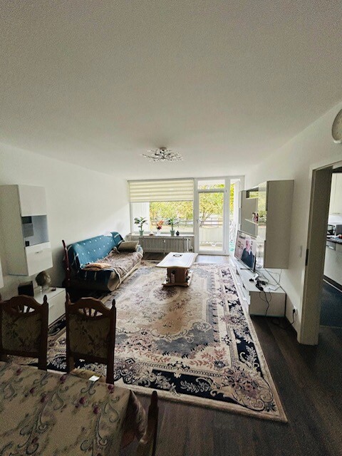Wohn-Esszimmer Etagenwohnung Neuss / Holzheim