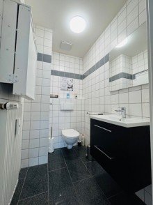 Sanit�r1 Attraktive Gewerbeeinheit in Toplage am Rathausplatz - in Simmerath