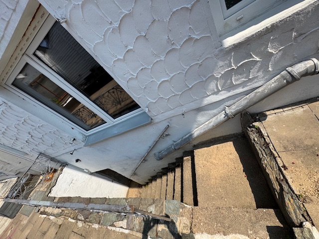 NH - Treppe zum Keller Zweifamilienhaus D�ren