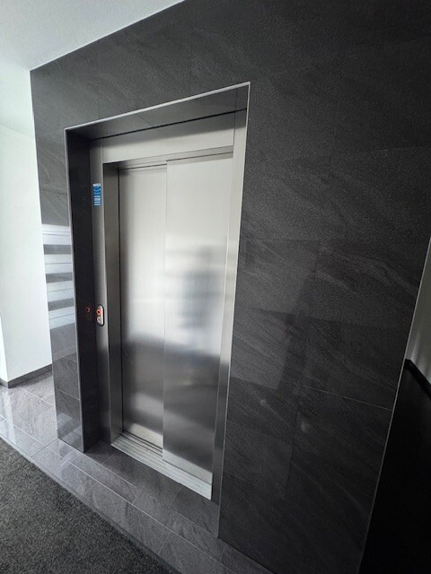 Aufzug Erdgeschosswohnung D�ren / G�rzenich