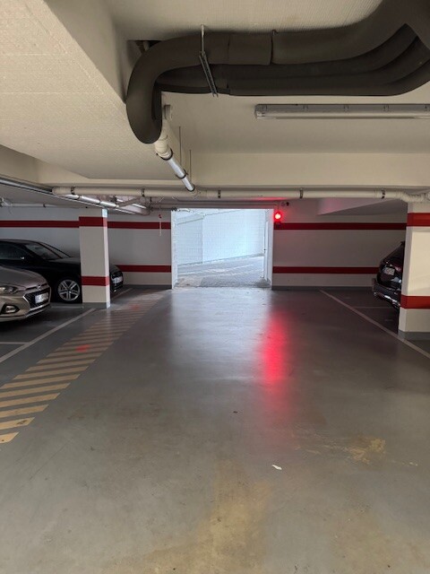 Tiefgarage Dachgeschosswohnung D�ren / G�rzenich