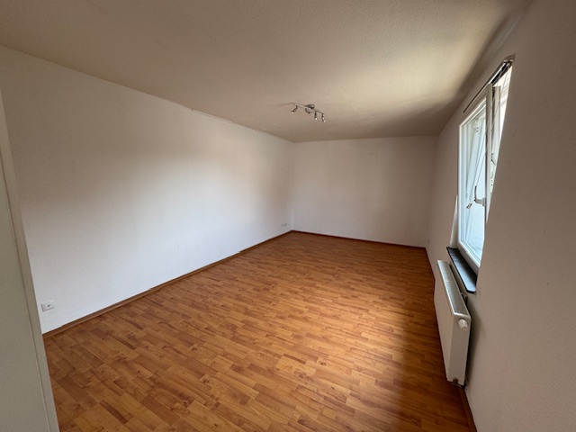 NH - Elternschlafzimmer Zweifamilienhaus D�ren