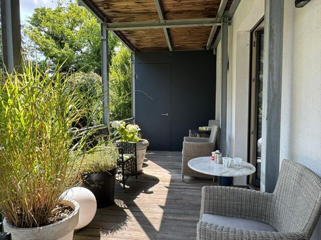 Balkon mit Abstellraum Etagenwohnung Aachen / Laurensberg