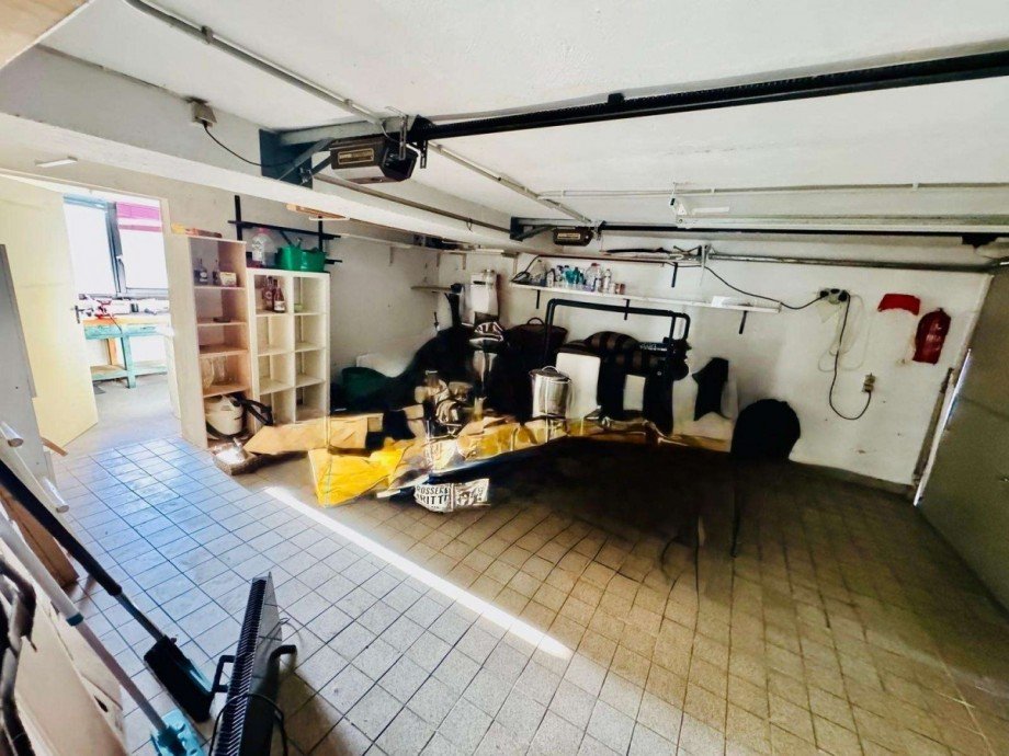 Doppelgarage mit sep. Werkstatt Zweifamilienhaus Langerwehe