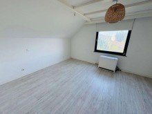 Schlafzimmer DG Gro�z�giges Architekten Zweifamilienhaus mit spektakul�rer, unverbaubarer Fernsicht