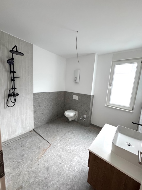 Badezimmer Doppelhaush�lfte Eschweiler