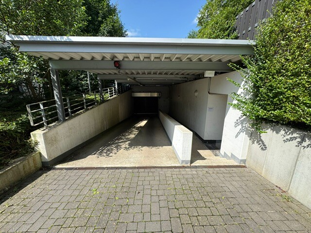 Tiefgarage Etagenwohnung Aachen / Laurensberg