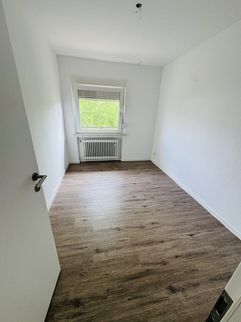 1.OG Schlafzimmer rechts Reihenhaus Niederkassel / Rheidt