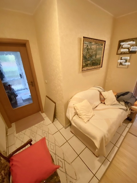 Diele m. 1. u. 2. Eingangsbereich Erdgeschosswohnung Schleiden