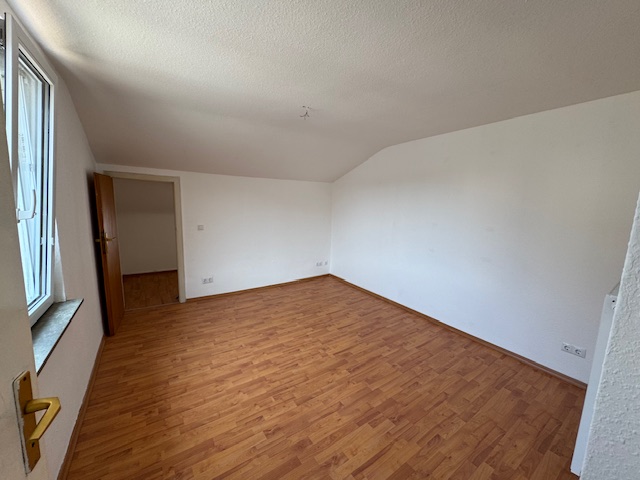 NH- 2.Kinderzimmer (3) Zweifamilienhaus D�ren