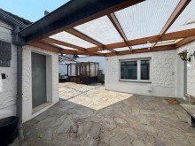 Eingang Hof Zwei H�user auf einem Grundst�ck mit Hof und gro�em Garten - mit Ausbau- & Entwicklungspotenzial