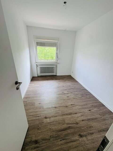 1.OG Schlafzimmer rechts Reihenmittelhaus Niederkassel / Rheidt