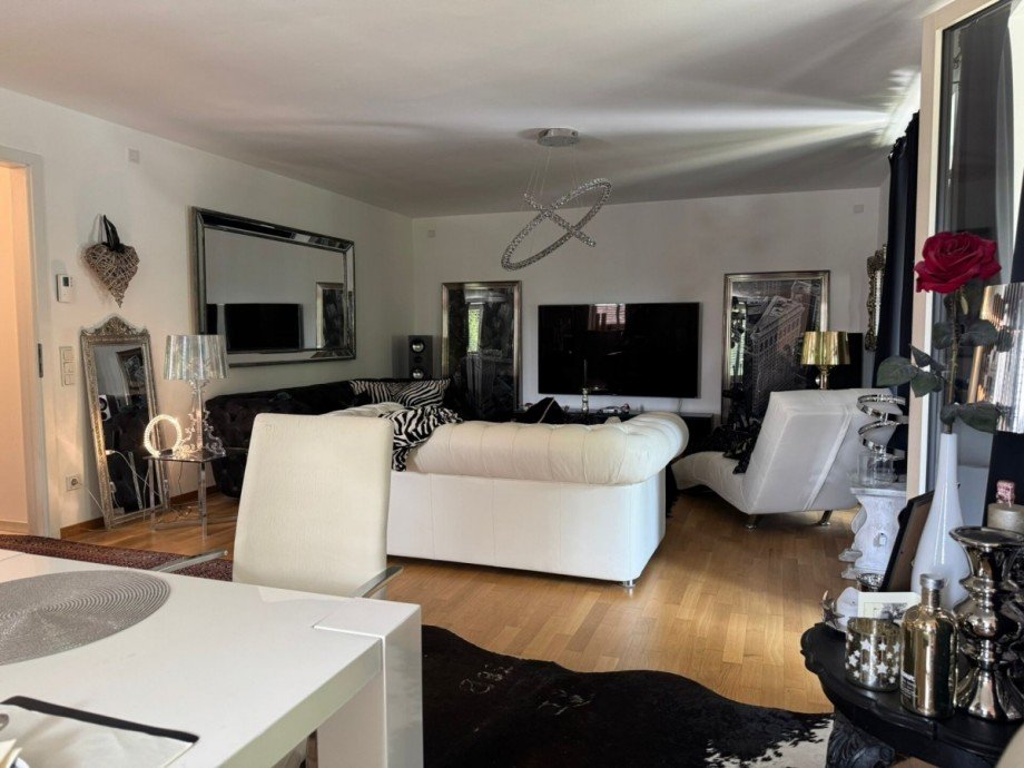 Wohn-Esszimmer Etagenwohnung Aachen / Laurensberg