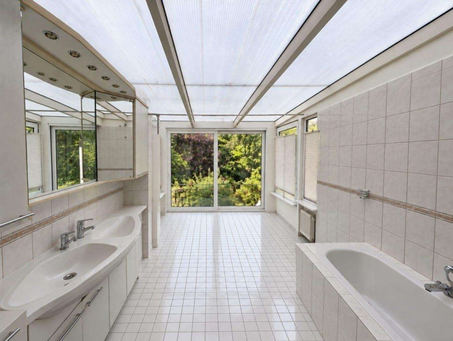 1.OG Badezimmer Reihenmittelhaus Eschweiler