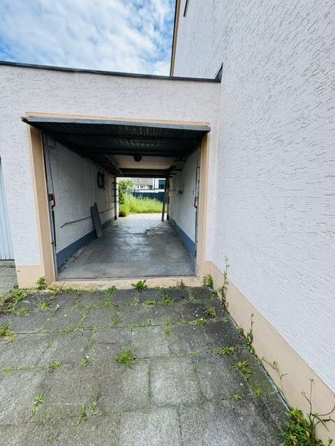 Garage mit Zugang zum Garten Reihenmittelhaus Niederkassel / Rheidt