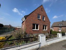 IMG_7240 Freistehendes, renovierungsbed�rftiges Einfamilienhaus mit gro�z�gigem Grundst�ck im Dornr�schenschlaf