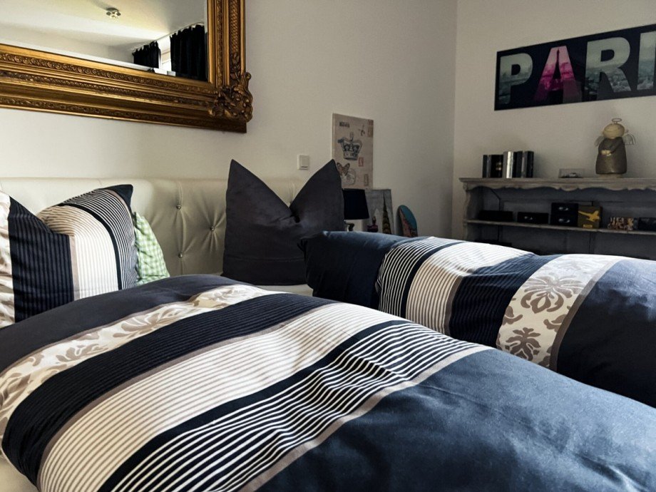 Schlafzimmer 1 Etagenwohnung Aachen / Laurensberg