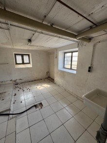 Keller -Wasch u. Heizungsraum Freistehendes, renovierungsbed�rftiges Einfamilienhaus mit gro�z�gigem Grundst�ck im Dornr�schenschlaf