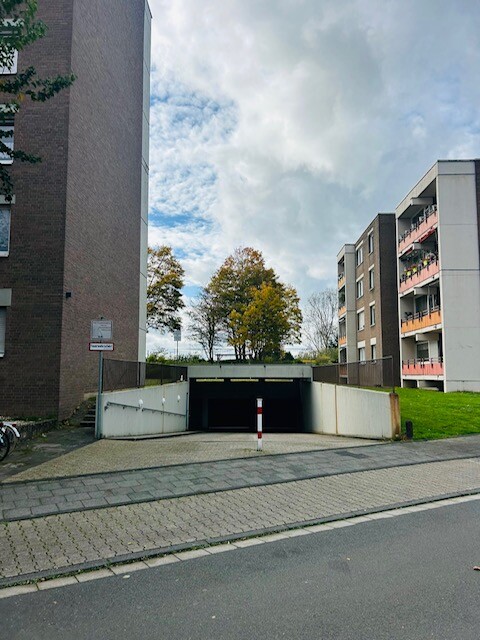 Tiefgarage (2) Etagenwohnung Neuss / Holzheim